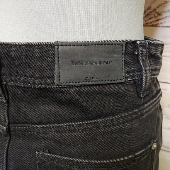Zara Raw Hem Denim Skirt Size XS - Picture 5 of 10